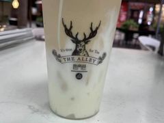 -THE ALLEY 鹿角巷(大都荟店)