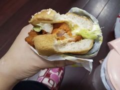 新奥尔良烤鸡腿堡-肯德基(绥芬河青云店)