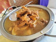 土鸡煲-峡谷农家乐饭店