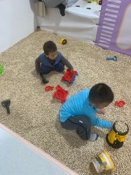 -蹦蹦乐园(南桥百联店)