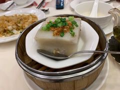 瑶柱金腿蒸萝卜糕-凤凰楼酒家·粤宴点心(华强北店)