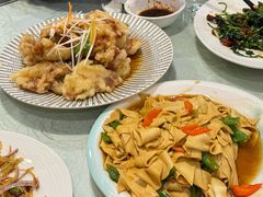 -黄家饺子东北特色菜馆(湖滨商业街店)