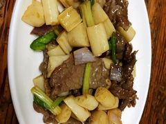 藕尖炒牛肉-甜甜屋(解放中路店)