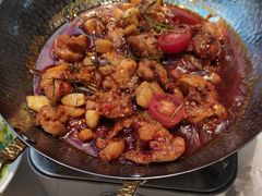 -阿瓦山寨·湘菜现炒·剁椒鱼头王(咸阳总店)