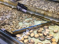 -沃尔玛(前山店)