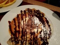 -Pancakes on the rocks(Darling Harbour)