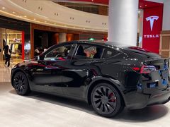 -TESLA 特斯拉(广州天环广场体验店)