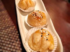 脆皮流沙包-逸东轩(香港逸东酒店)