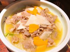 酸汤时蔬肥牛-绿茶餐厅(蓝色港湾店)
