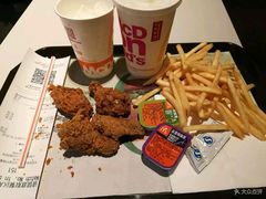 -麦当劳(杨高南路店)