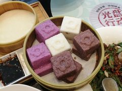 -香山湖家家宴(中山陵店)