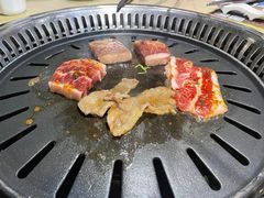 -汉城韩国烧烤火锅(官也街店)