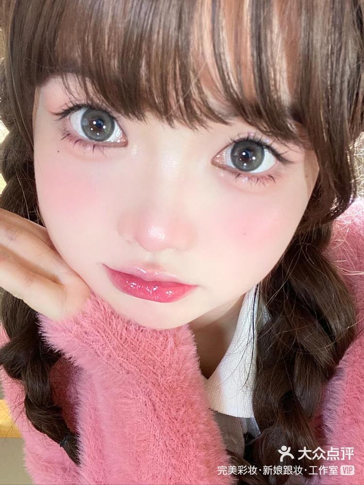 圆脸兔系可爱妆容