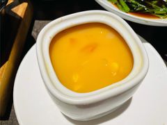 番茄玉米煲龙骨-汤城小厨•粤菜•靓汤(苏州街店)