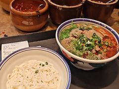 -云阿蛮云南生烫牛肉米线(奉贤路店)