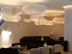 -涨巢·潮玩水疗局