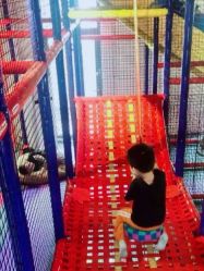 -动力星球家庭亲子游乐中心