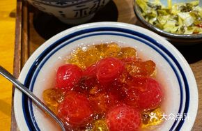 Elderflower Tapioca Pudding with Cherry Tomatoes