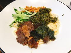 烧椒皮蛋牛肉拌粉-拌面小当家