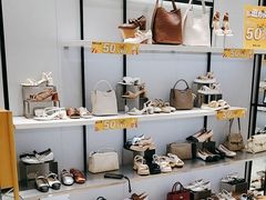 -BeLLE 百丽(凯德闵行商业中心店)