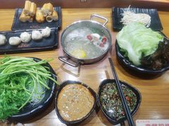 -呷哺呷哺(万达新世界店)