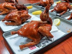 -郑猛记石岐鸽主题餐厅(长江店)