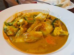 -Neary Khmer Restaurant