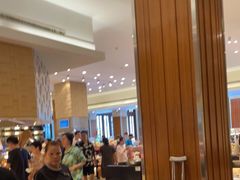 -亚龙湾希尔顿自助餐厅·海鲜·烧烤·沙滩BBQ·现场乐队