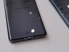 -华为授权体验店(中山公园来福士)