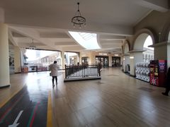 -王府井奥莱临潼小镇(临潼店)