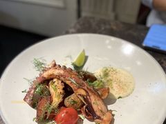 -LESCEDARS Brasserie Bistro香柏树