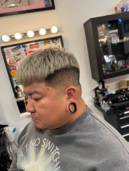 -HEADSTAR BARBERSHOP·男士理发店