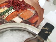 -墨居上隐·院子里火锅(峨眉店)