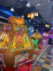 -菲菲羊乐园(临平银泰城店)