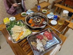 -金鼎雪山牦牛杂火锅(理县总店)