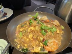 -大头虾越式风味餐厅(光明广场店)