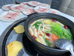 -鑫御隆斑鱼庄(雅安店)
