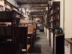 -斯多格书乡(北京大学畅春园店)