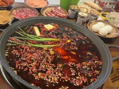 -黄潇洒老火锅(九眼桥宏济巷店)