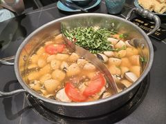 -老城鲜·小海鲜贝贝煲火锅(壹方城店)