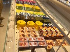-好利来(上海长宁龙之梦店)