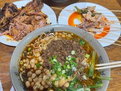 -丁丁猫重庆小面(徐州路店)