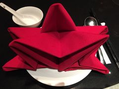 -上海滴水湖皇冠假日酒店