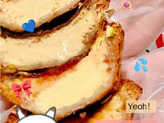 -HOT CRUSH趁热集合·现烤面包(上海环球港店)