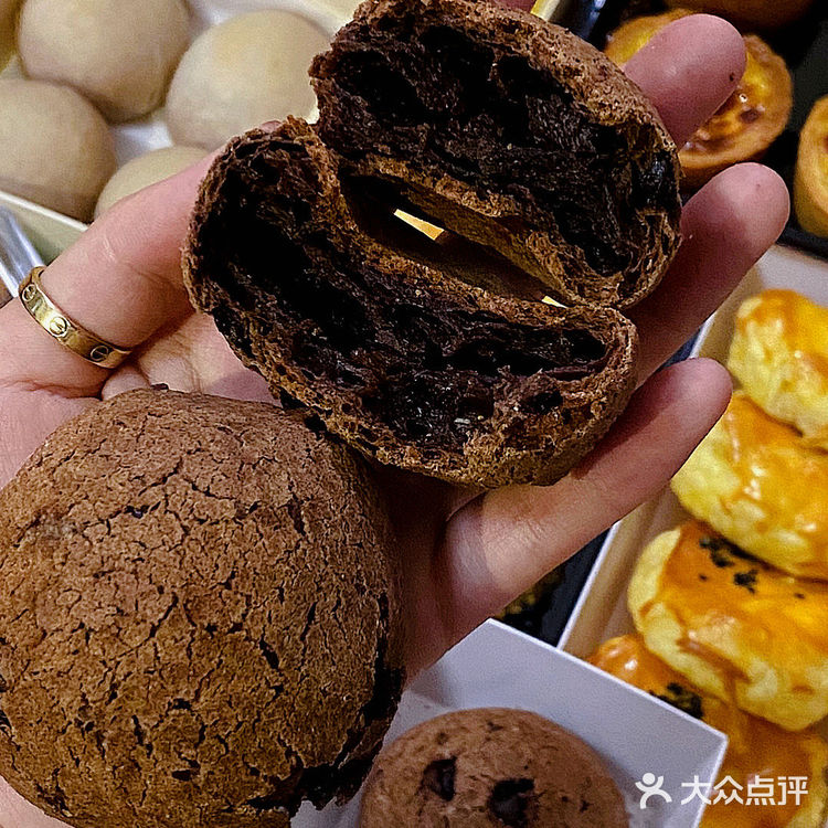 网红糕点铺大酥生来青岛啦|大盘挞太🉑️了