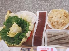 -古乐牛香•鲜牛肉牛杂火锅(系马桩总店)