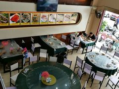 -覃记海鲜美食餐厅