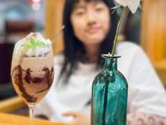 -桉树林A coffee 森林餐厅(三圣乡店)