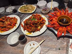 -老街烧烤大排档·地道湖北菜·龙虾馆(汉口火车站店)