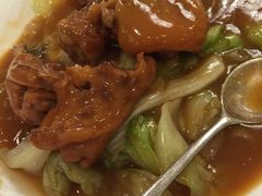 -深圳富苑皇冠假日套房酒店